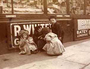 Just like homeless people today, destitute children from this time would gather in busy shopping areas. Some even found low paid work on these streets, selling goods like newspapers, matches and flowers. 