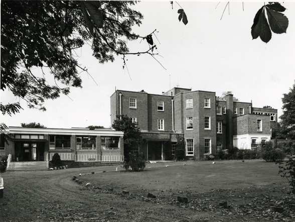 Halliwick School For Girls, Winchmore Hill