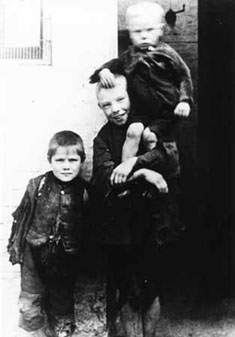 The Waifs and Strays' Society often took young siblings into care together. It was common to find brothers and sisters living on the streets, sharing whatever food they could find and looking out for each other.